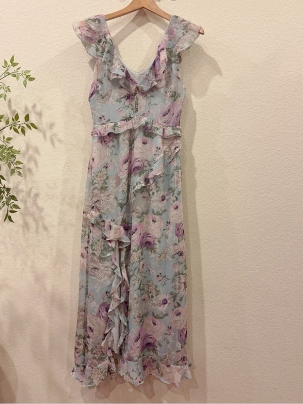 ASTR Tempest Floral Midi Dress in Purple & White Size Small NWT